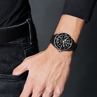 Captain Cook High-Tech Ceramic RADO R32127156