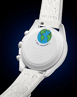 ���� �� ���� Swatch x Omega Moonswatch Mission To Moonphase Snoopy Moonshine Gold