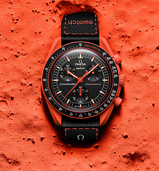 ���� ���� Swatch x Omega MISSION ON EARTH LAVA