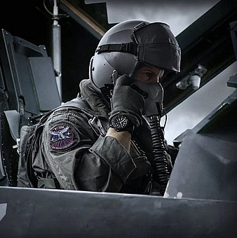 LUMINOX F-117 Nighthawk� x Skunk Works �