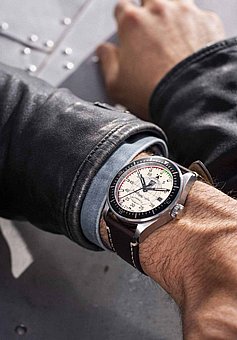 LUMINOX Air Automatic Constellation