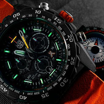 Luminox Bear Grylls Survival master 