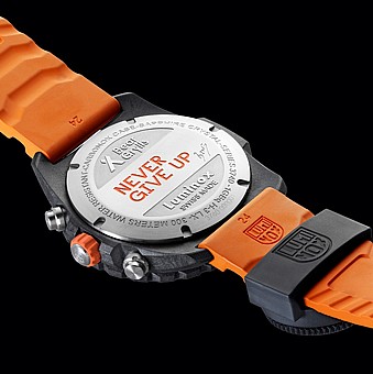 Luminox Bear Grylls Survival master 