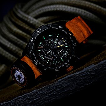 Luminox Bear Grylls Survival master 