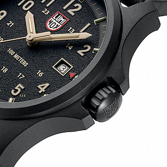 ������ �� Luminox Atacama Field
