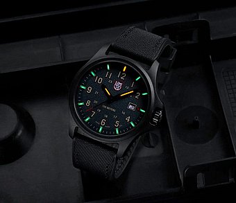 Luminox Atacama Field
