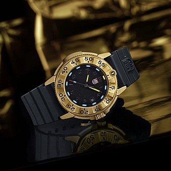 LUMINOX Navy SEAL Foundation