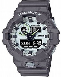 ���� �� ����� G-Shock GA-700-1B 