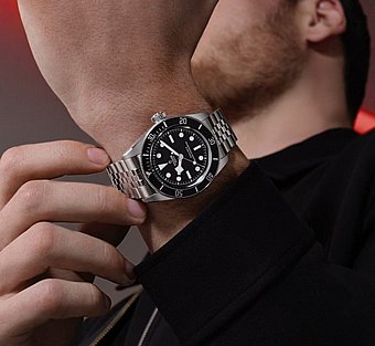 TUDOR Black Bay m7941a1a0nu-0003